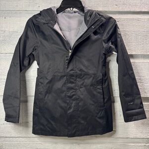 No NWT North Face Girl’s Laney Rain Coat Black 7/8